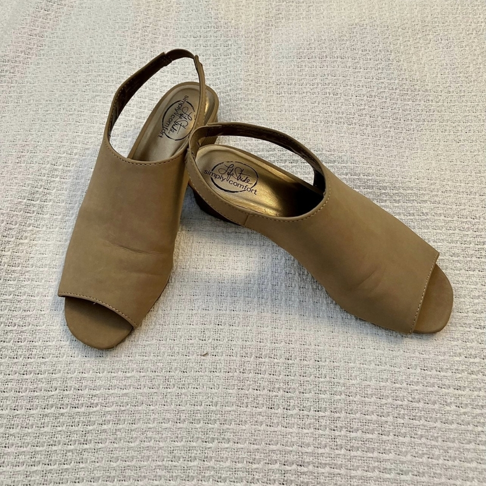 Life stride confort sandals beige sesize 70